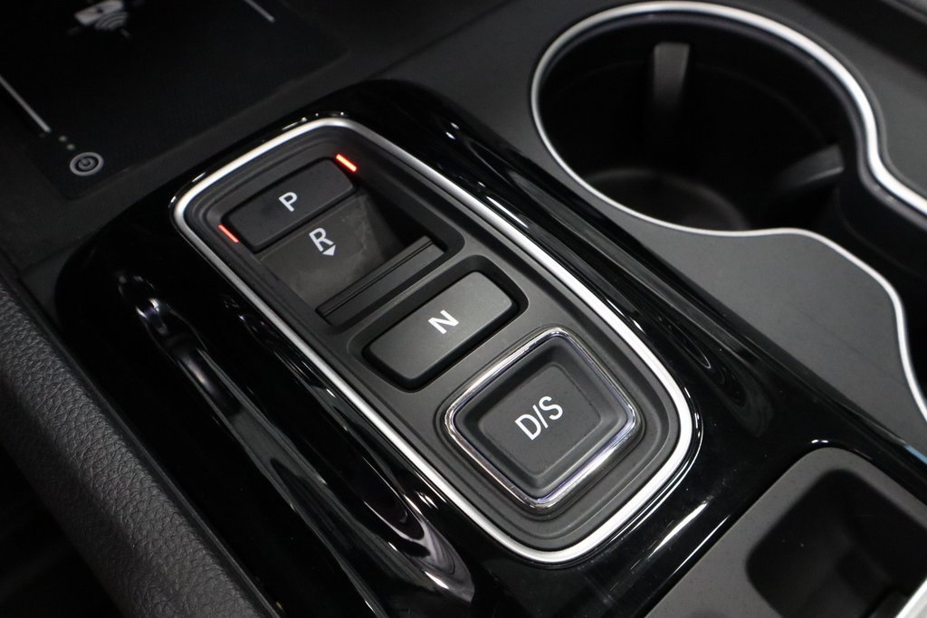 Used 2025 Honda Pilot Elite image 33