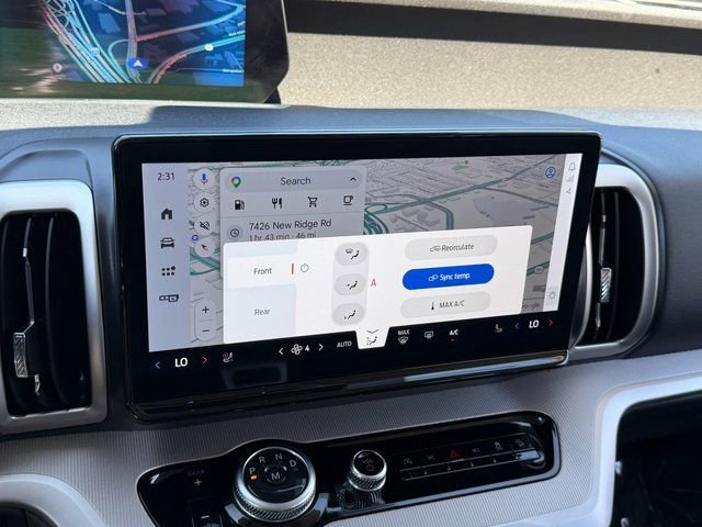 Certified 2025 Ford Expedition Active AWD/4WD image 32