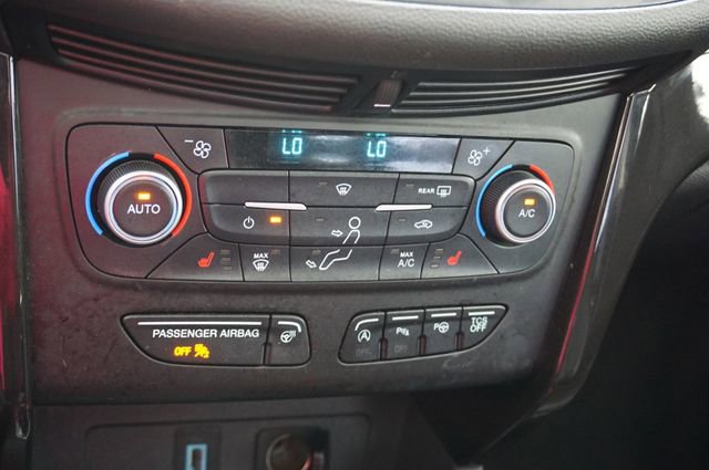 Certified 2018 Ford Escape Titanium FWD image 20