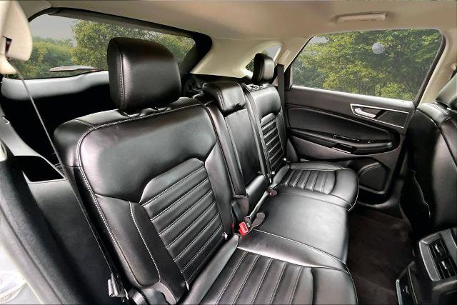 Certified 2020 Ford Edge SEL w/ Cargo Accessory Package AWD/4WD image 26