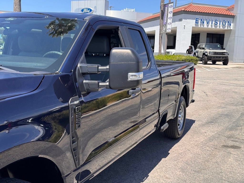 Certified 2024 Ford F250 XL w/ XL Chrome Package RWD image 9