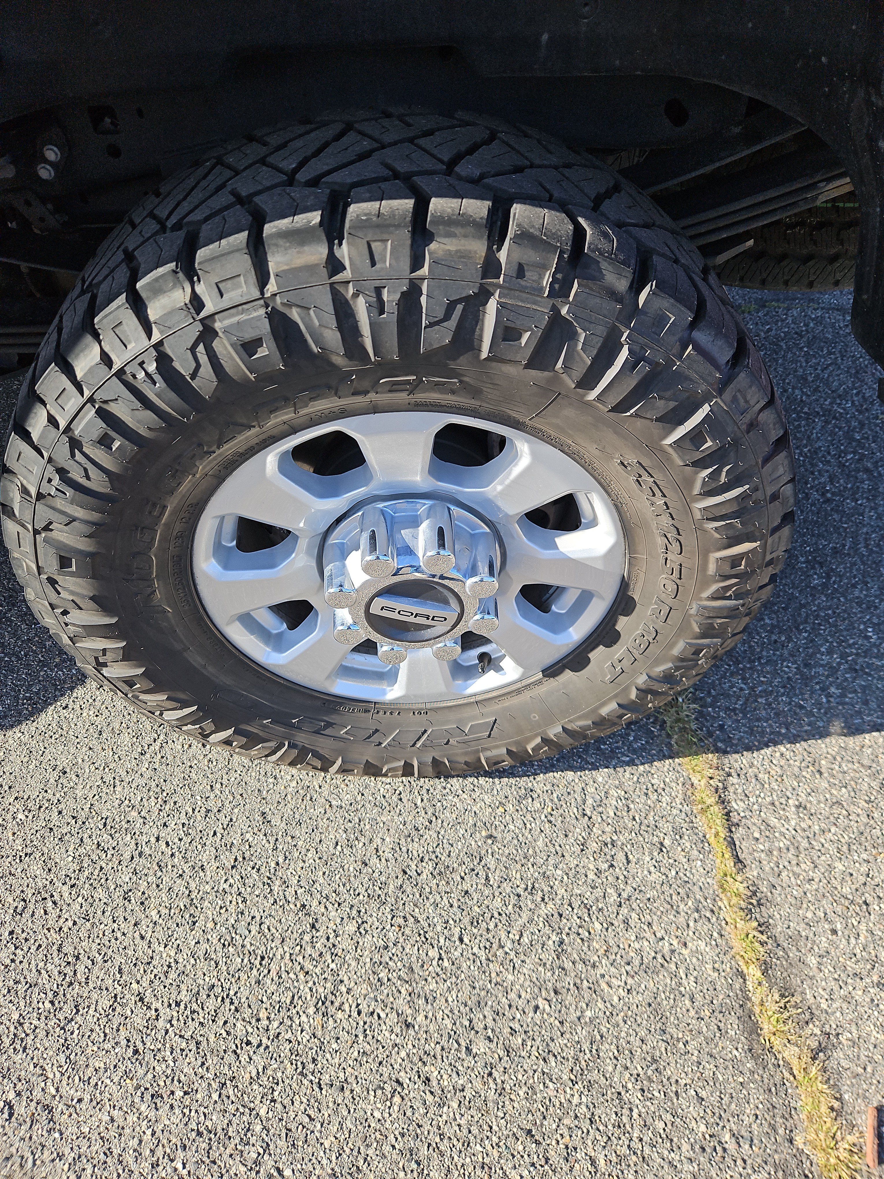 Certified 2024 Ford F350 XLT w/ FX4 Off-Road Package AWD/4WD image 24