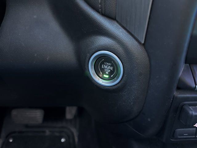 Used 2023 GMC Sierra 2500 Denali w/ Denali Black Diamond Edition image 21