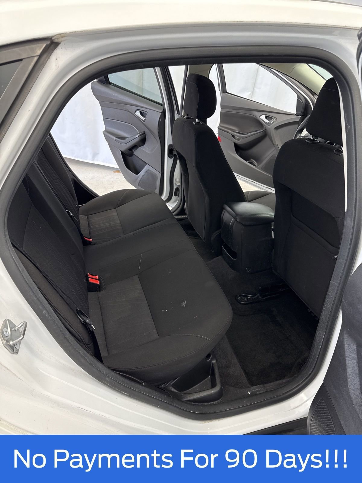 Certified 2018 Ford Focus SE FWD image 26