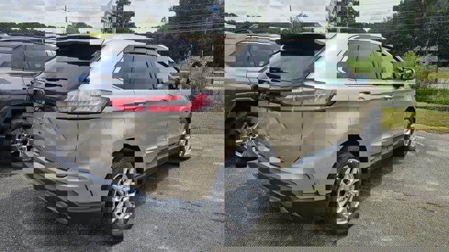 Certified 2021 Ford Edge SEL w/ Convenience Package image 4