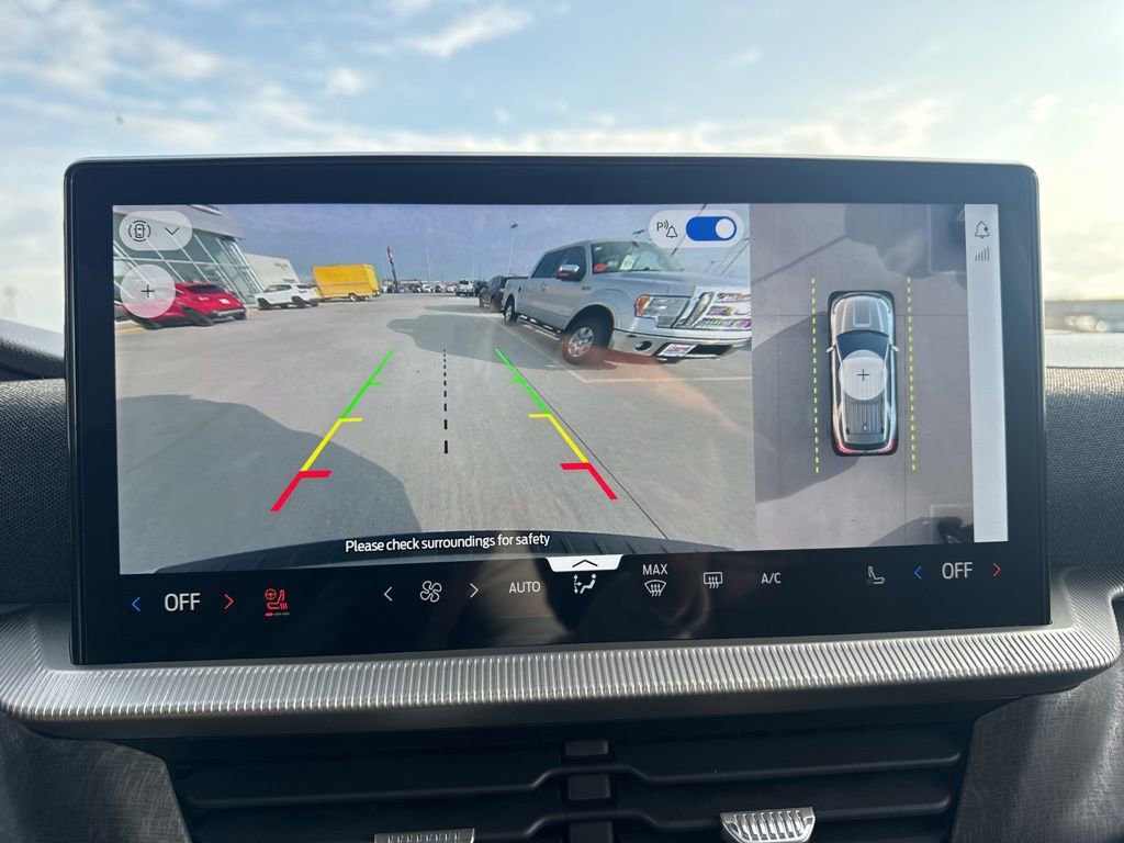 Certified 2025 Ford Explorer Platinum w/ LUX Leather Package image 17