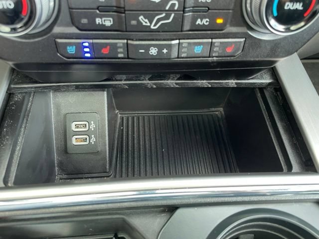Certified 2018 Ford F350 Platinum w/ Platinum Ultimate Package AWD/4WD image 29