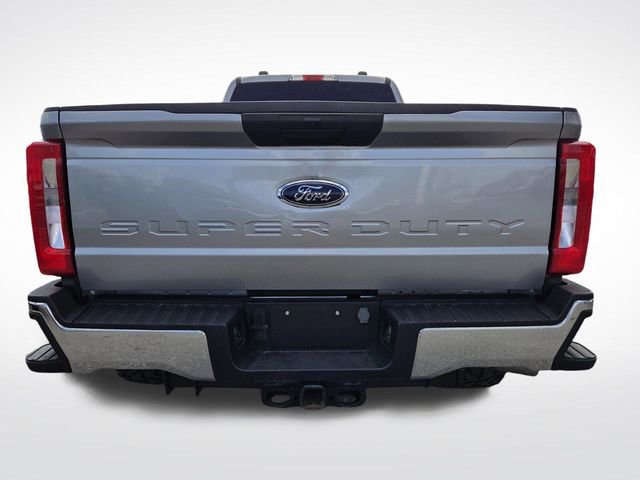 Certified 2024 Ford F350 XLT image 4