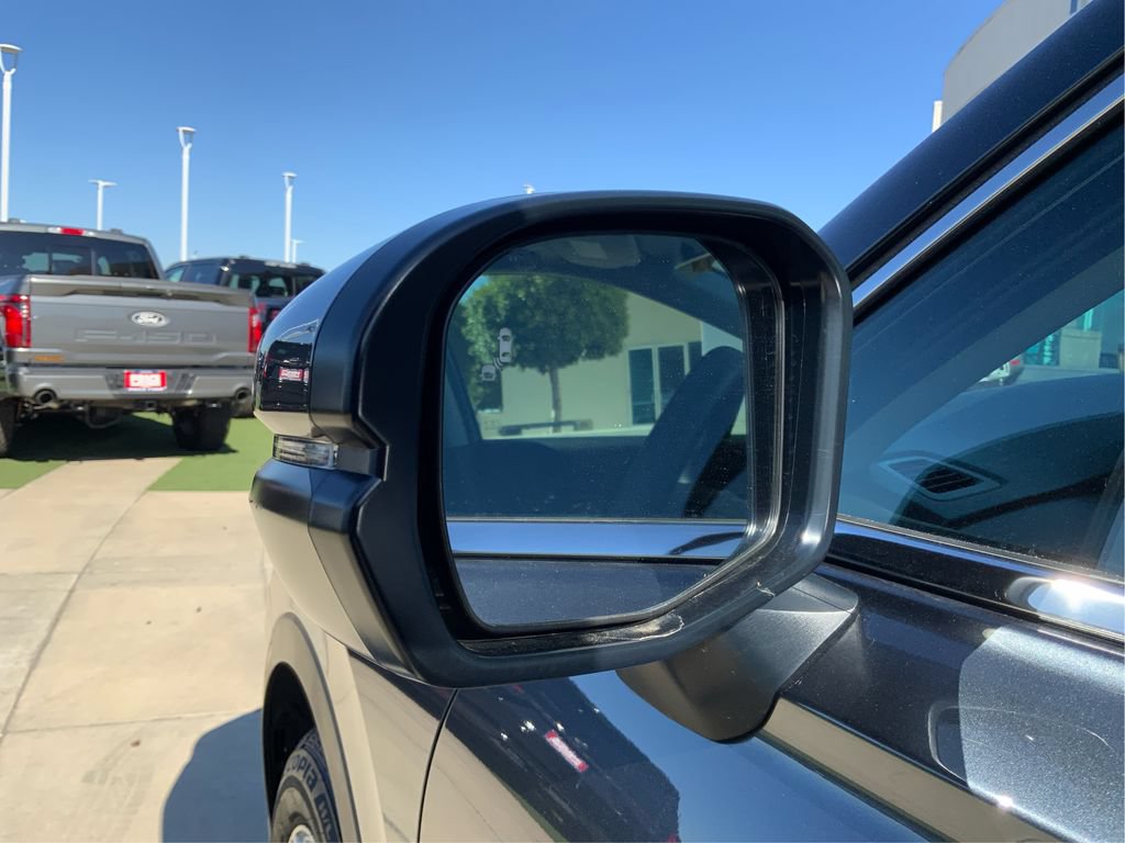 Used 2025 Honda CR-V EX image 26