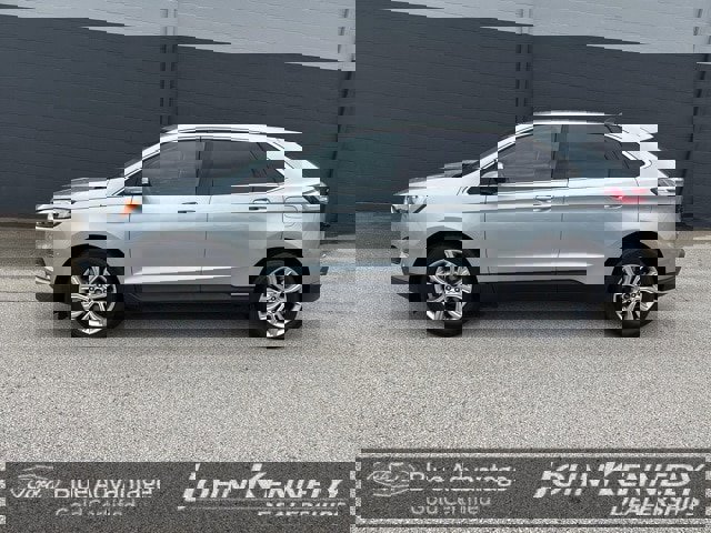 Certified 2024 Ford Edge Titanium image 3