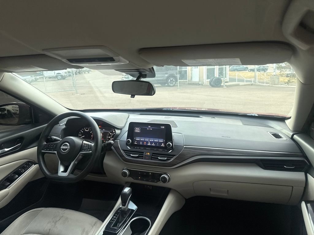 Used 2023 Nissan Altima 2.5 SV image 26