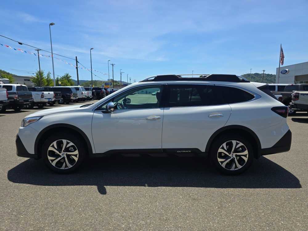 Used 2020 Subaru Outback Touring AWD/4WD image 2