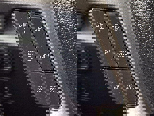 Certified 2018 Ford F150 Lariat w/ Trailer Tow Package image 21