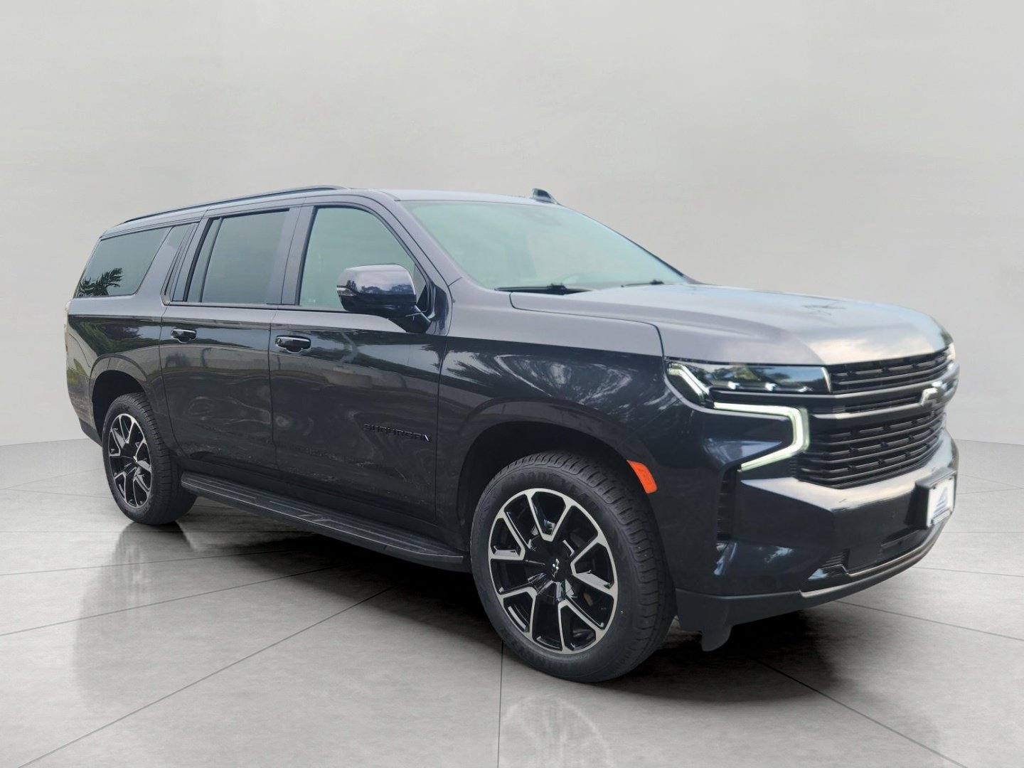 Used 2023 Chevrolet Suburban RST w/ Luxury Package AWD/4WD video 1