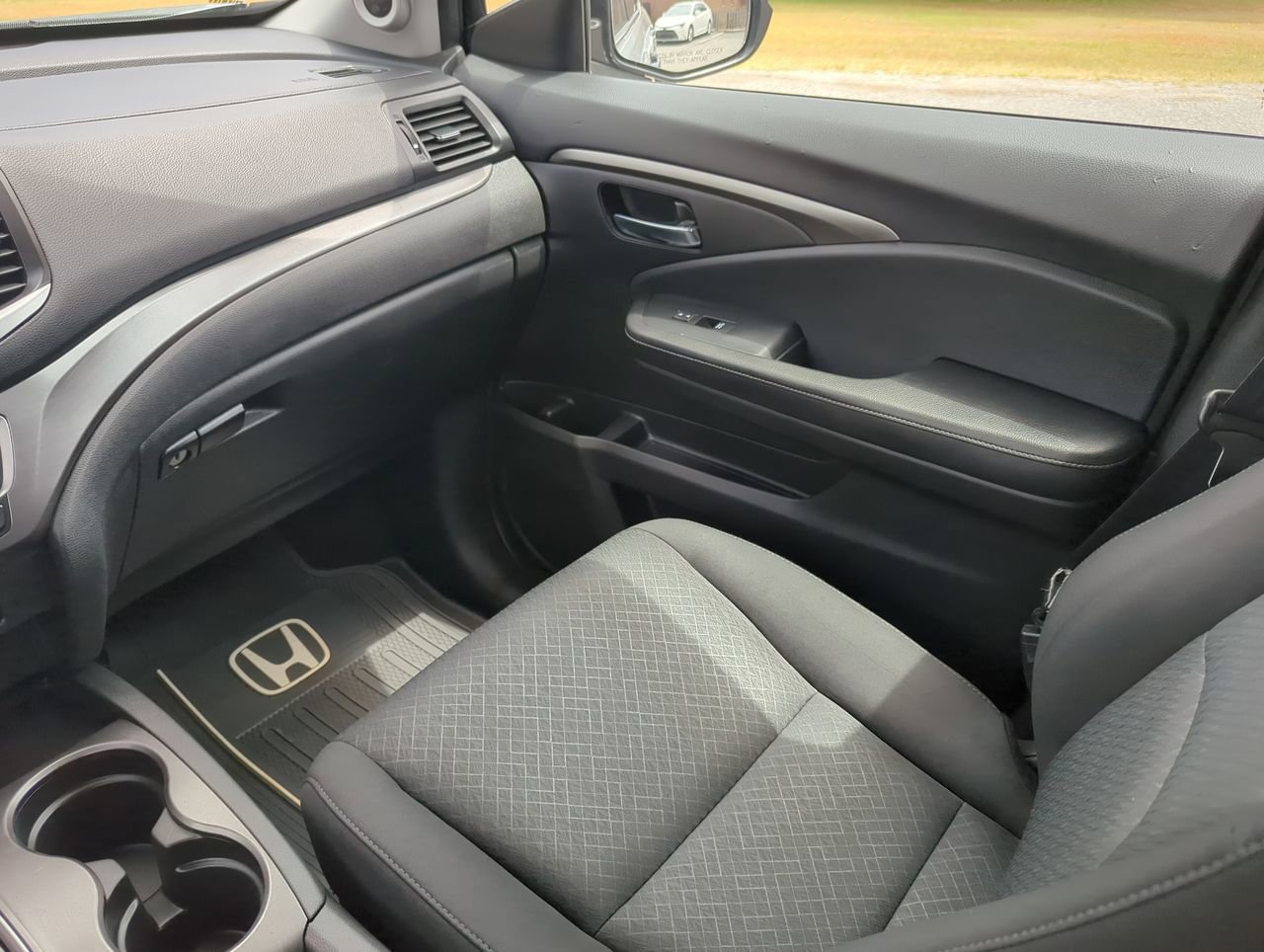 Used 2017 Honda Ridgeline RT image 15