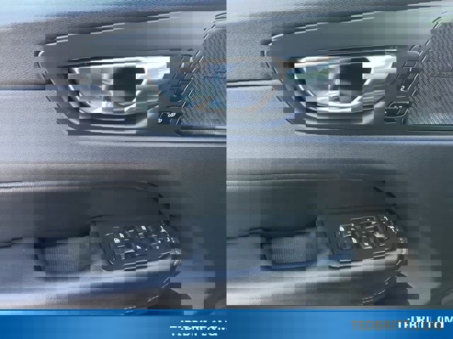 Used 2021 Volvo XC60 T5 Inscription w/ Advanced Package image 41