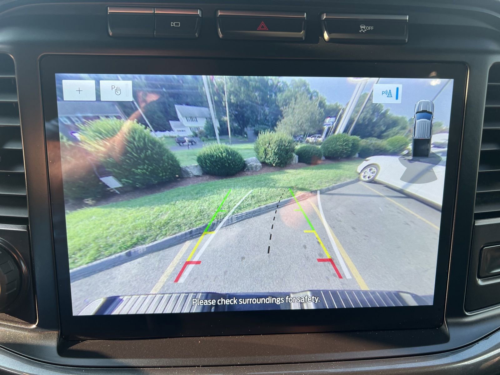 Certified 2022 Ford F150 XLT w/ Equipment Group 302A High image 34