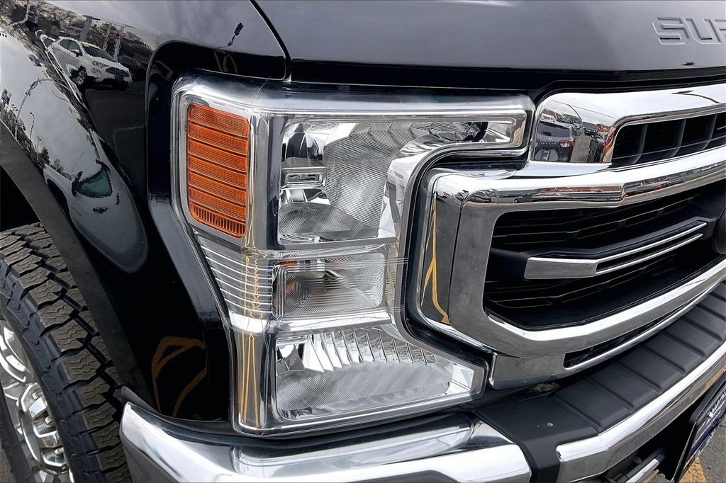 Certified 2020 Ford F350 Lariat w/ Lariat Ultimate Package image 26