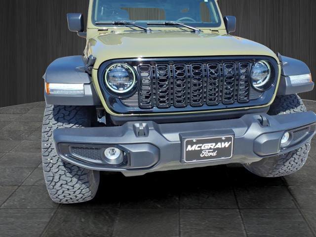 Used 2025 Jeep Wrangler Sport image 9