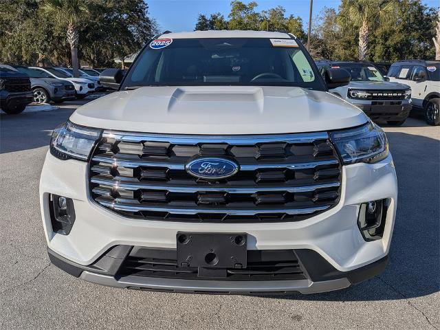 Certified 2025 Ford Explorer Active w/ Active Comfort Package image 7