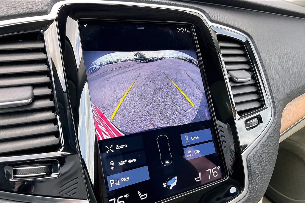 Used 2022 Volvo XC90 T6 Momentum w/ Advanced Package image 13