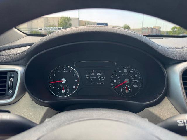 Used 2017 Kia Sorento FWD image 25