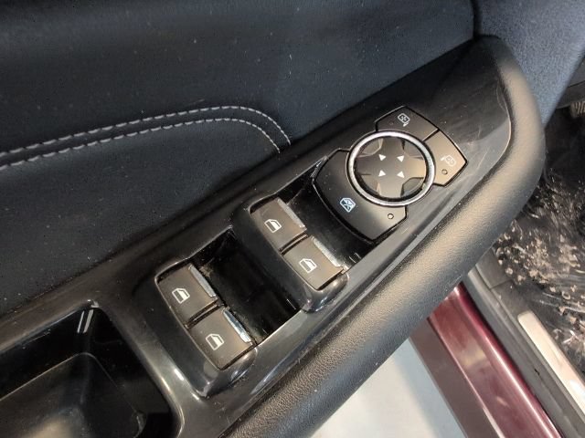 Certified 2018 Ford Edge Titanium w/ Equipment Group 301A AWD/4WD image 14