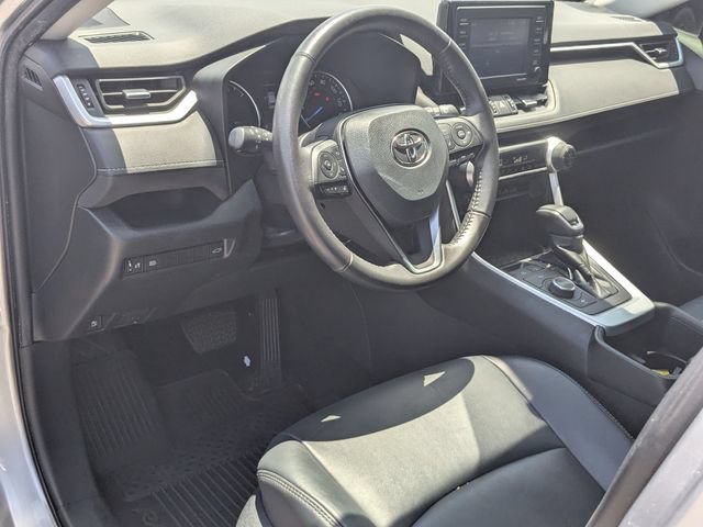 Used 2022 Toyota RAV4 XLE Premium AWD/4WD image 11
