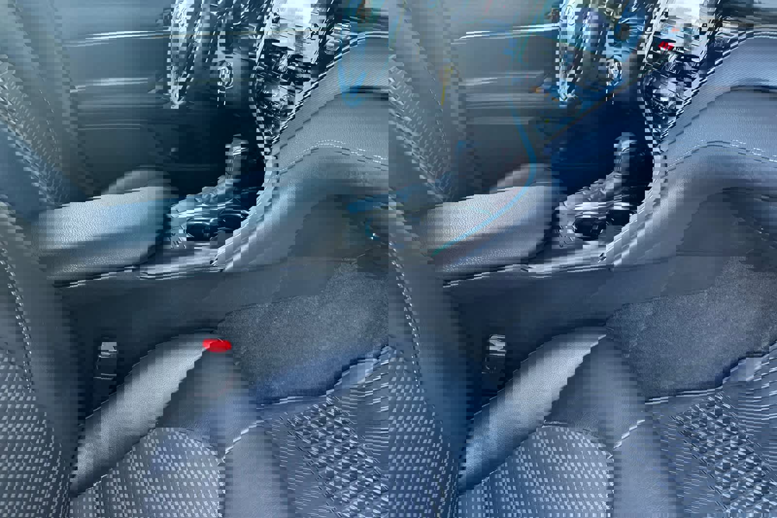 Used 2024 Toyota Camry SE FWD image 15