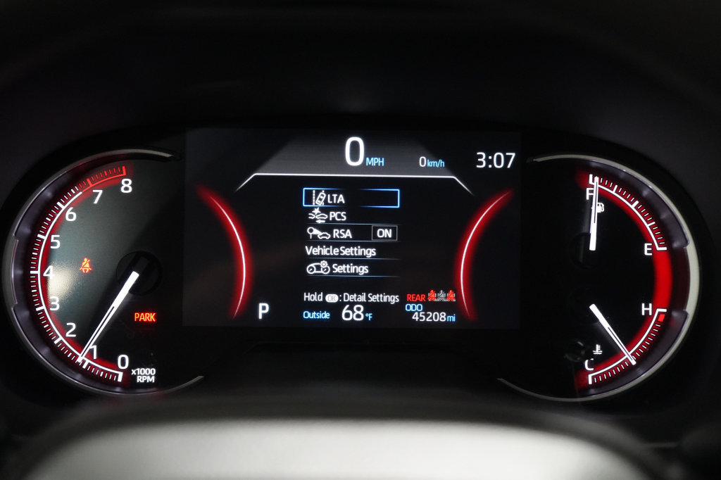 Used 2025 Toyota RAV4 LE AWD/4WD image 18