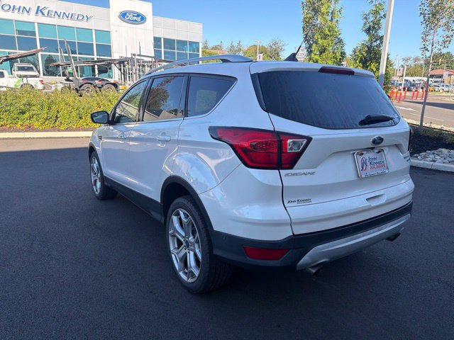 Certified 2019 Ford Escape Titanium AWD/4WD image 4