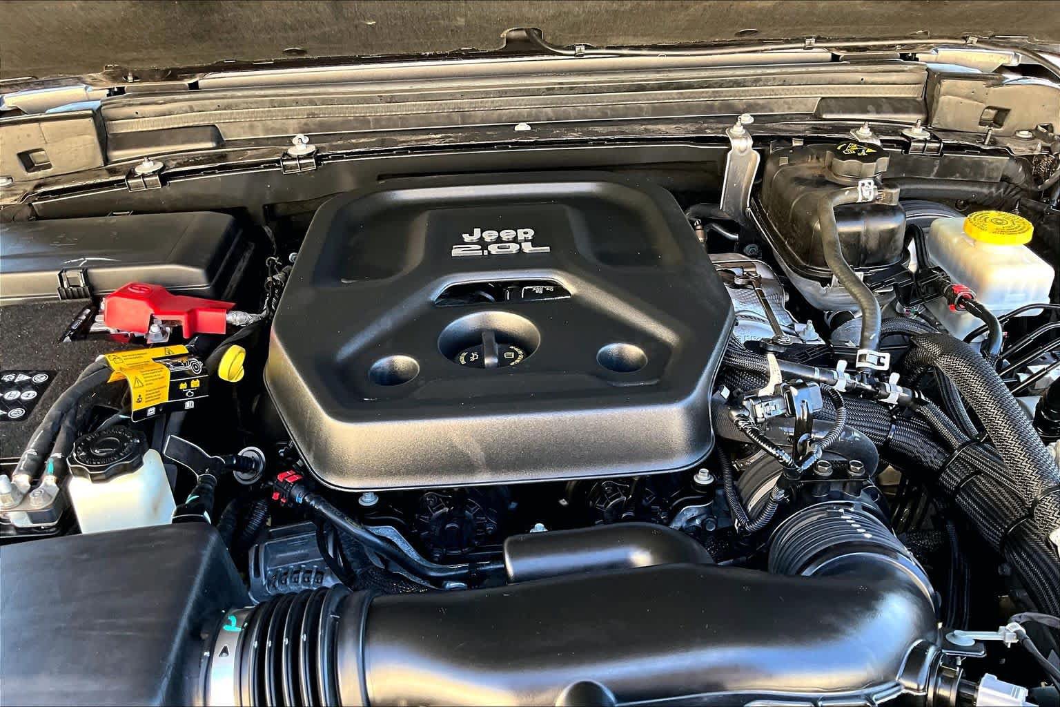 Used 2021 Jeep Wrangler Unlimited Rubicon AWD/4WD image 32
