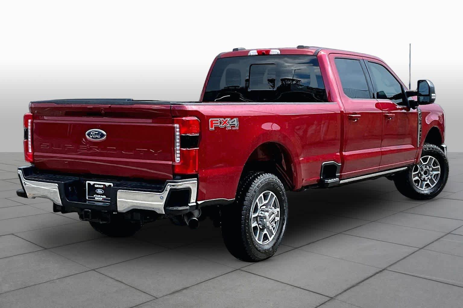Certified 2025 Ford F350 Lariat w/ Lariat Ultimate Package AWD/4WD image 13