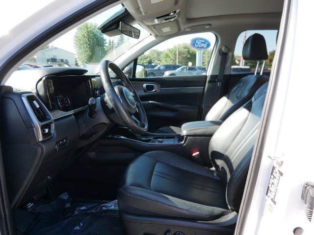 Used 2023 Kia Sorento S AWD/4WD image 10