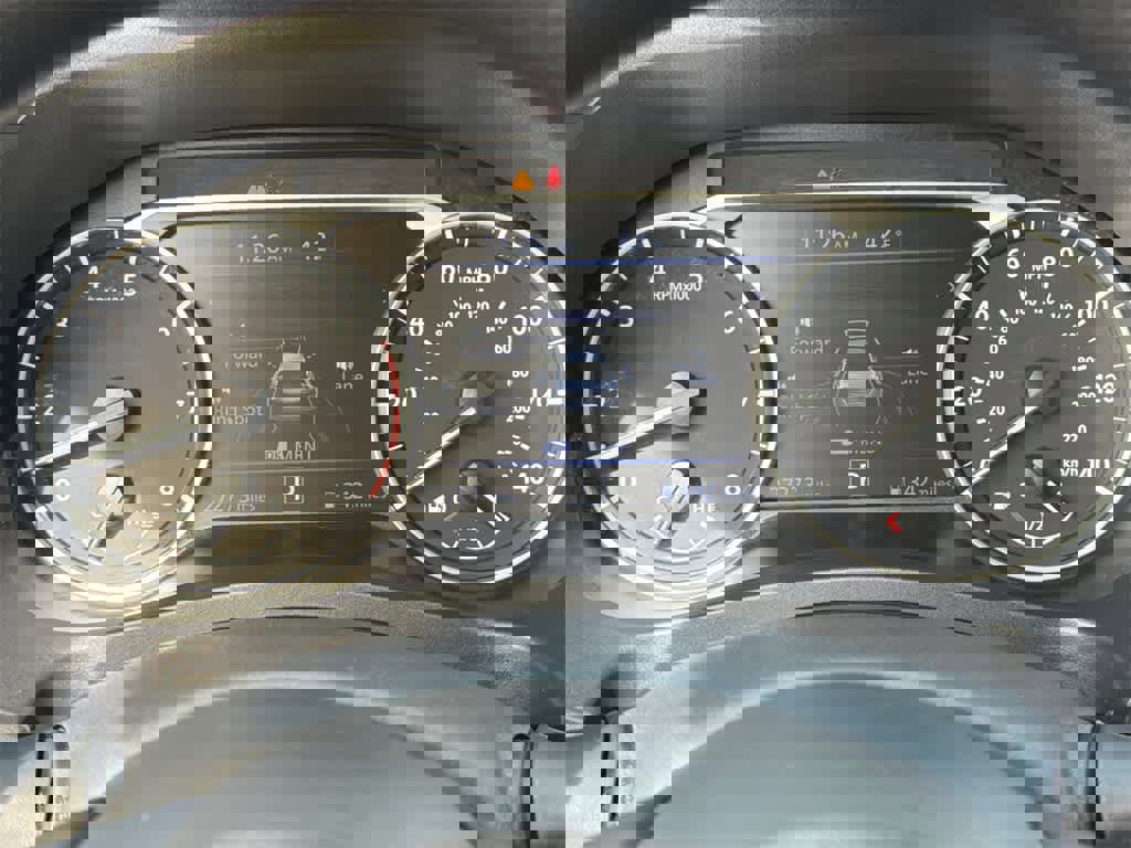 Used 2025 Nissan Altima 2.5 SV image 24