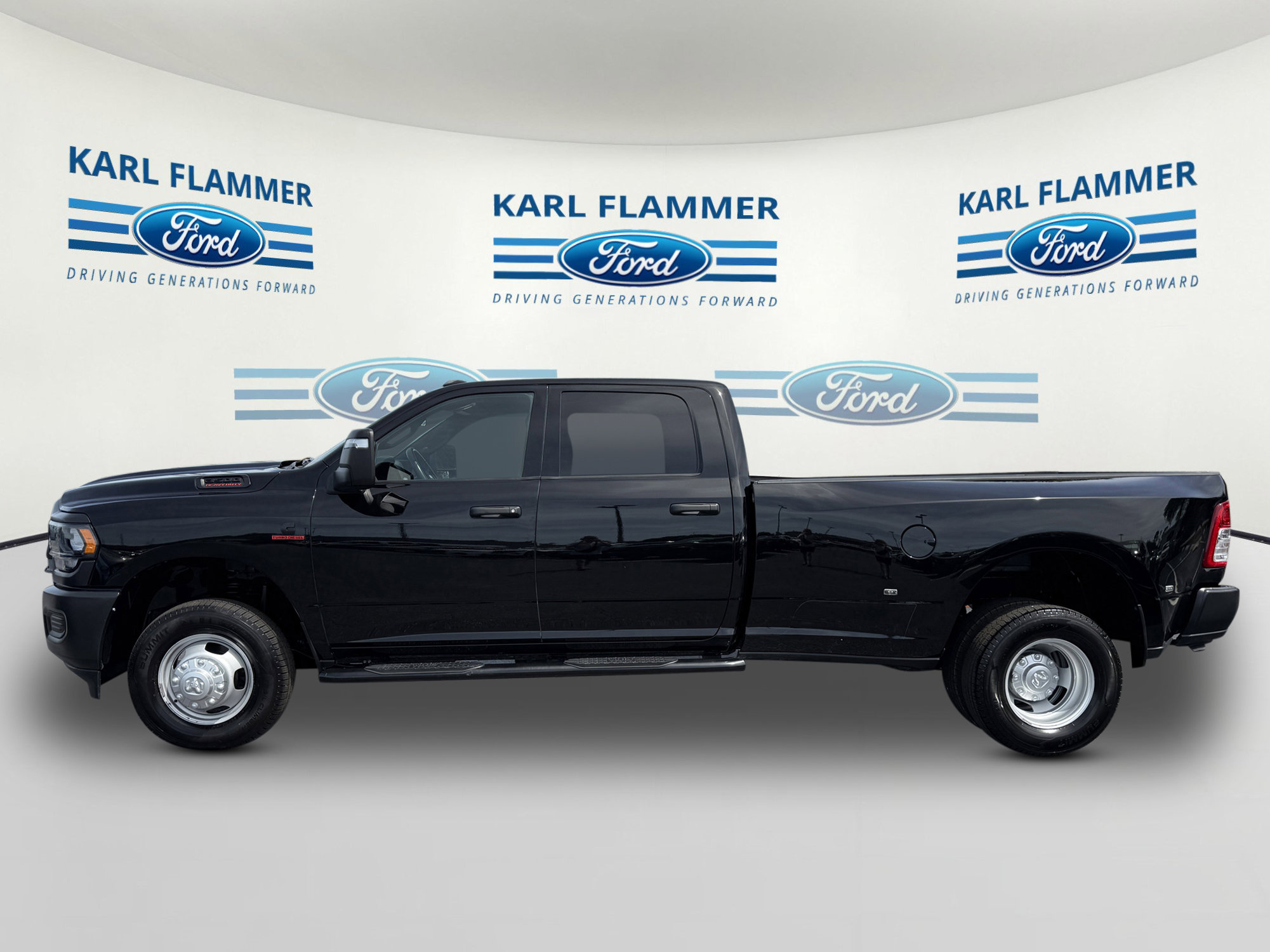 Used 2023 RAM 3500 Tradesman w/ Bed Utility Group AWD/4WD image 6
