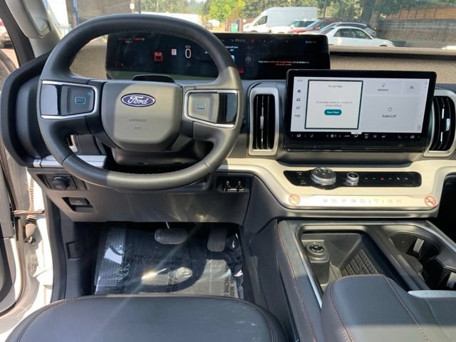 Certified 2025 Ford Expedition Active AWD/4WD image 23