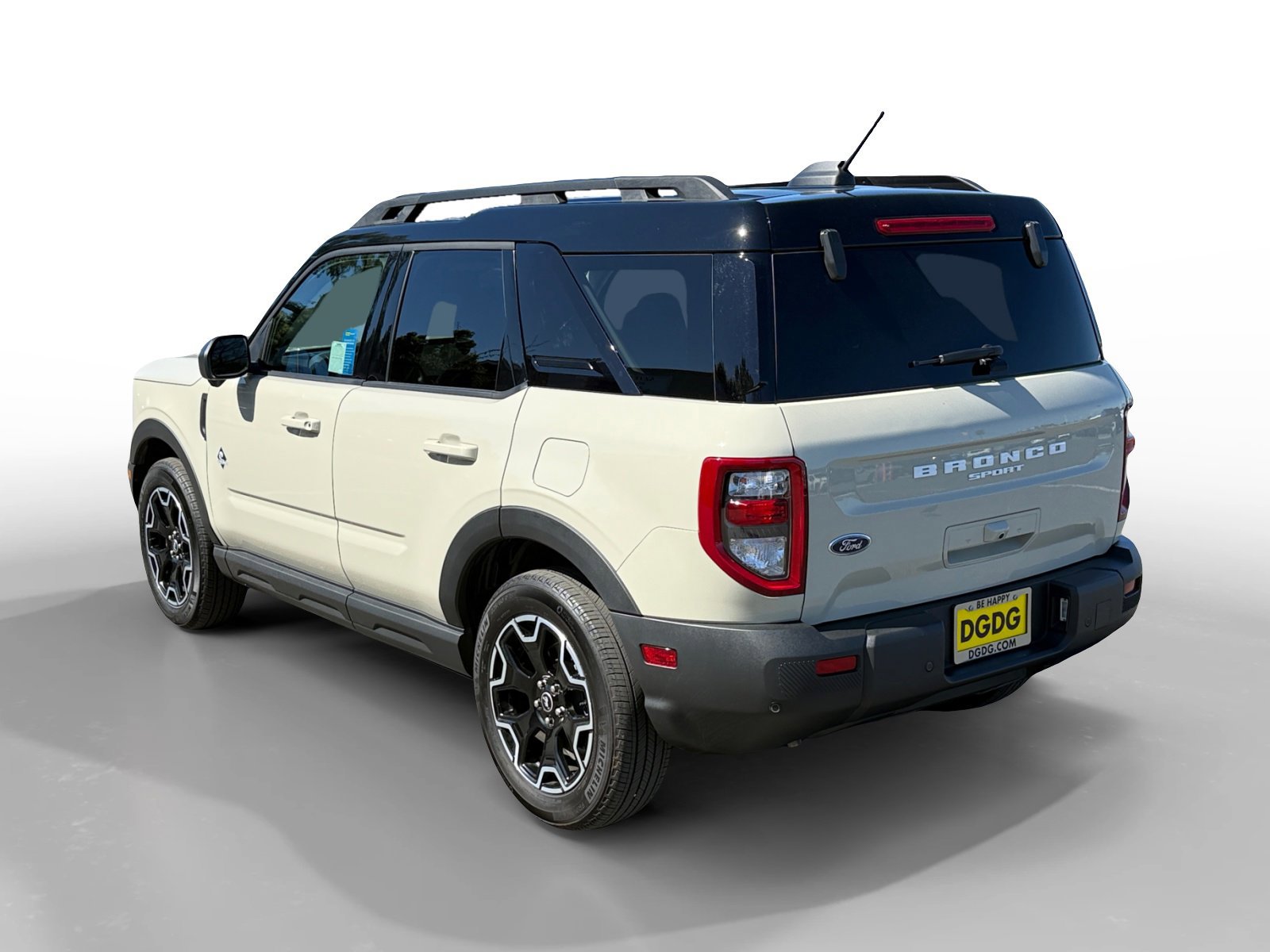 Certified 2025 Ford Bronco Sport Outer Banks w/ Outer Banks Tech Package+ image 5