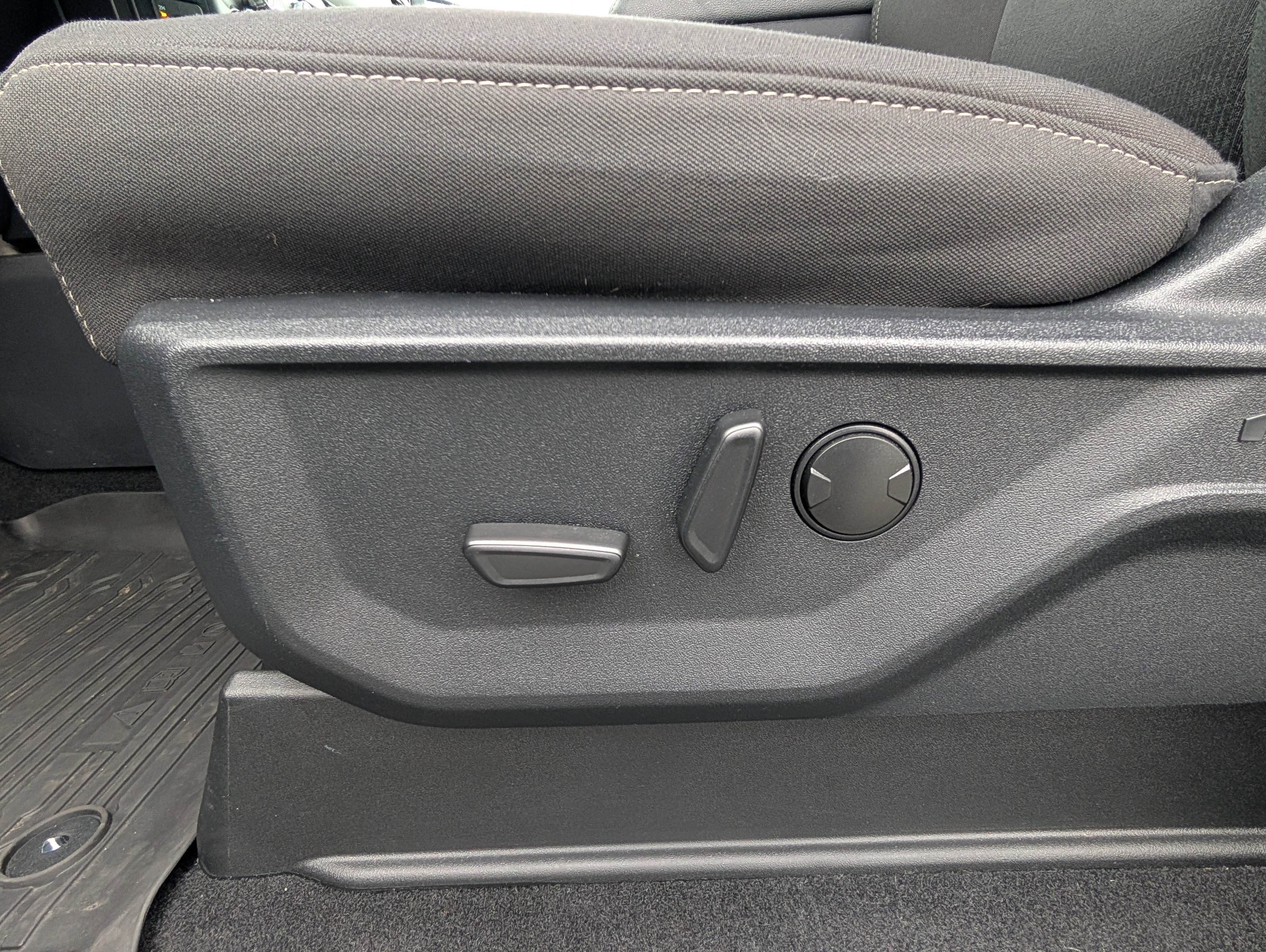 Certified 2023 Ford F150 XLT w/ Equipment Group 302A High image 19