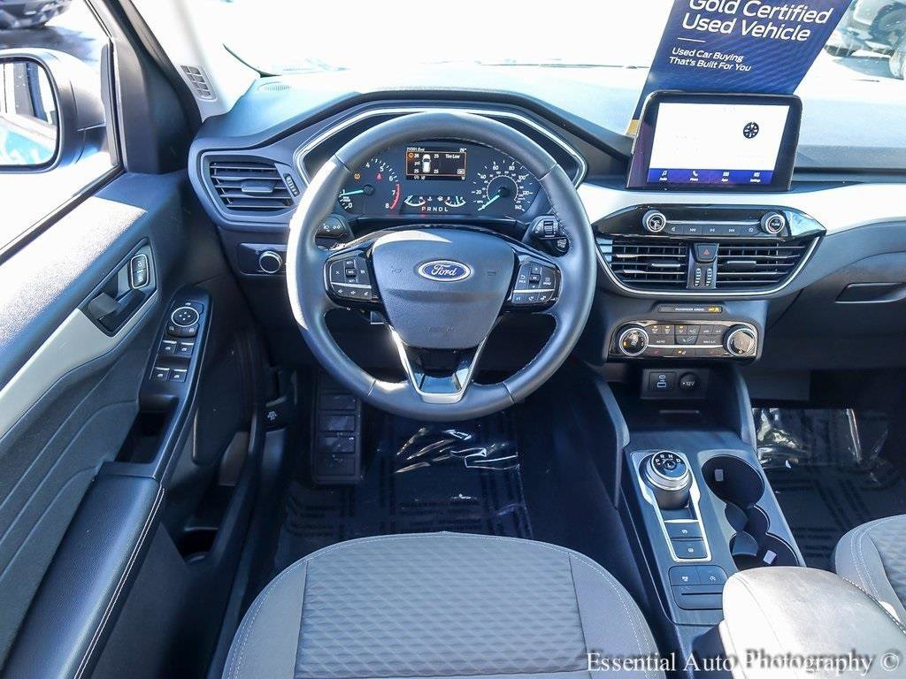 Certified 2022 Ford Escape SE w/ Cold Weather Package image 12
