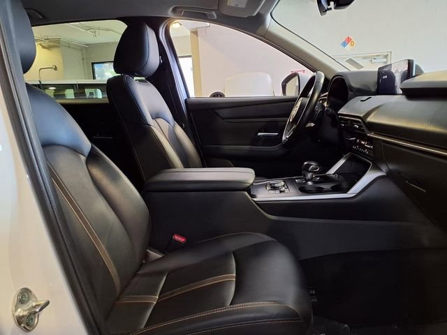 Used 2024 MAZDA CX-90 3.3 Turbo w/ Select Package image 17