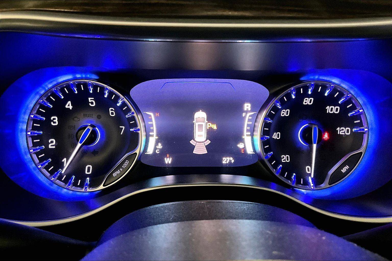 Used 2023 Chrysler Pacifica Limited image 19