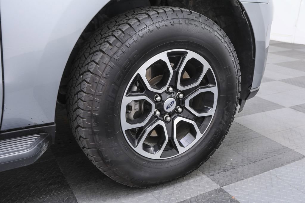 Certified 2024 Ford Expedition Max XLT image 12