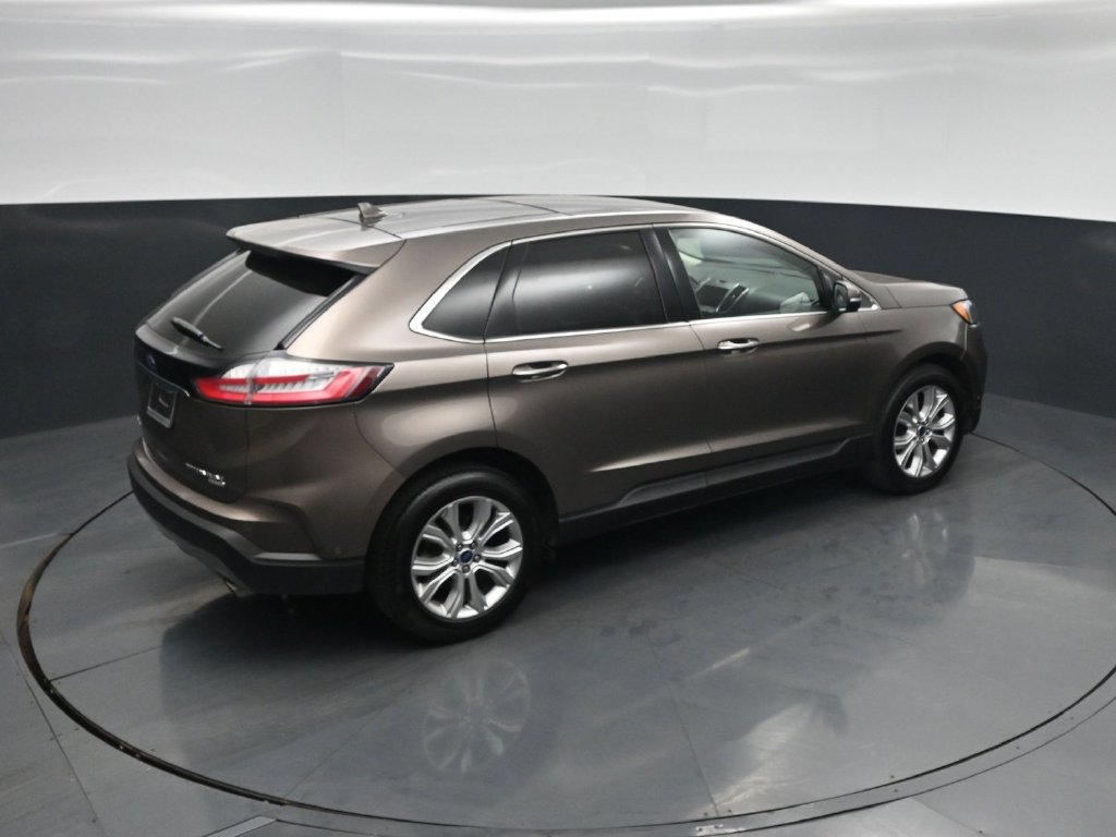 Certified 2019 Ford Edge Titanium w/ Equipment Group 301A FWD image 43