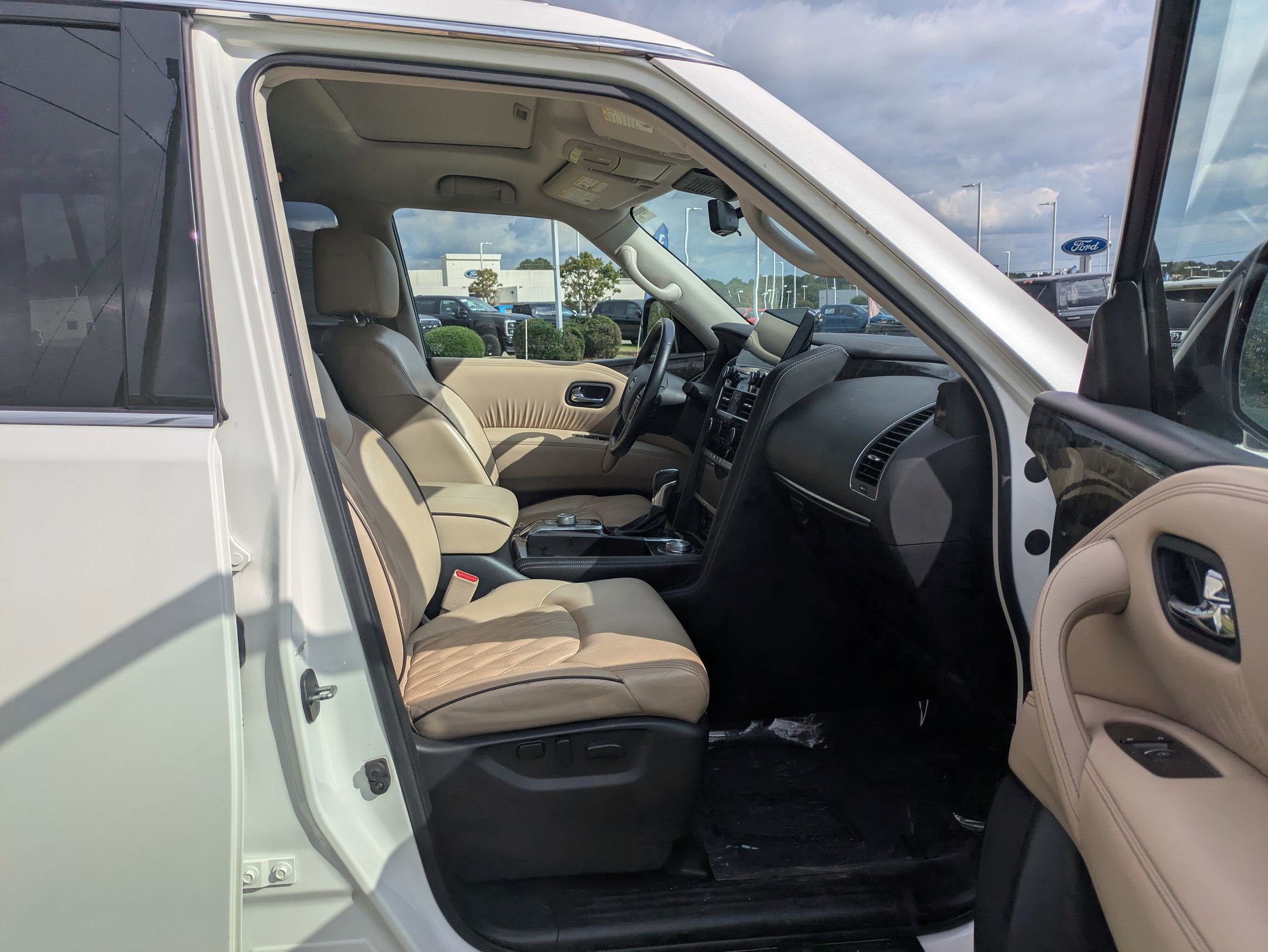 Used 2021 Nissan Armada Platinum w/ Captain's Chairs Package image 36