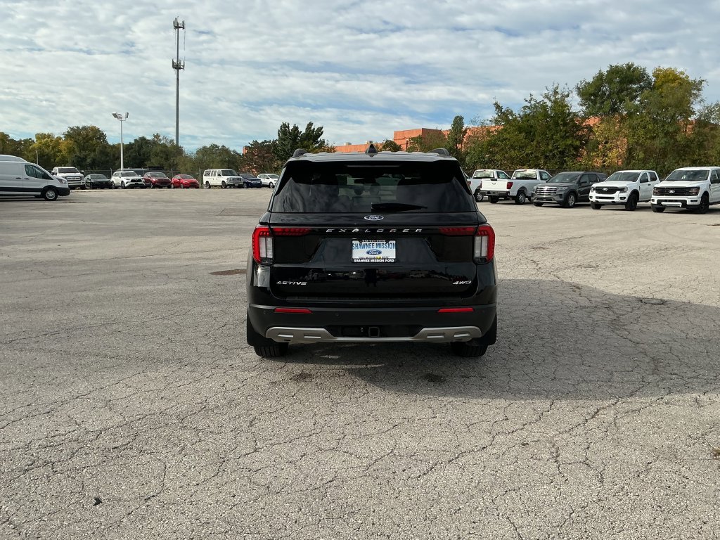 Certified 2026 Ford Explorer Active w/ Active Comfort Package AWD/4WD image 6