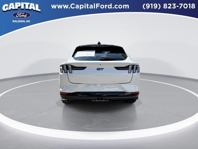 Certified 2025 Ford Mustang Mach-E GT image 5
