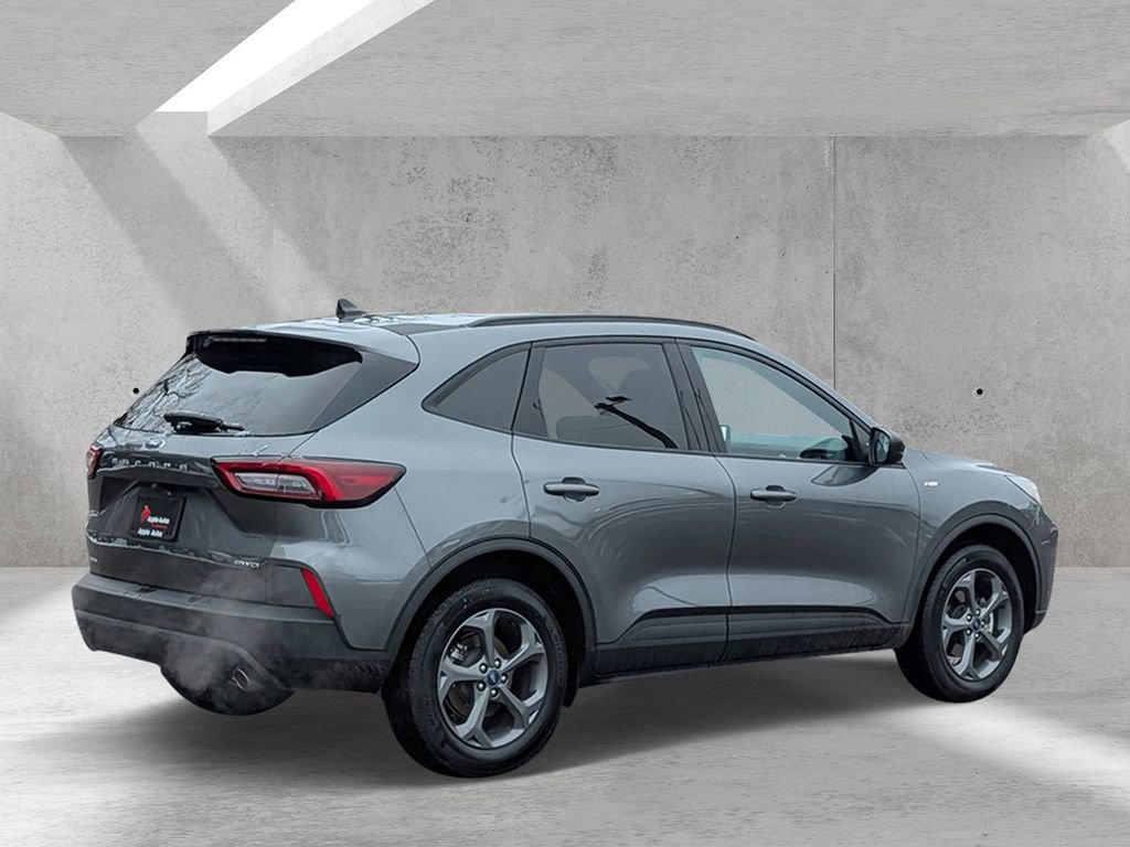 Certified 2025 Ford Escape ST-Line image 3
