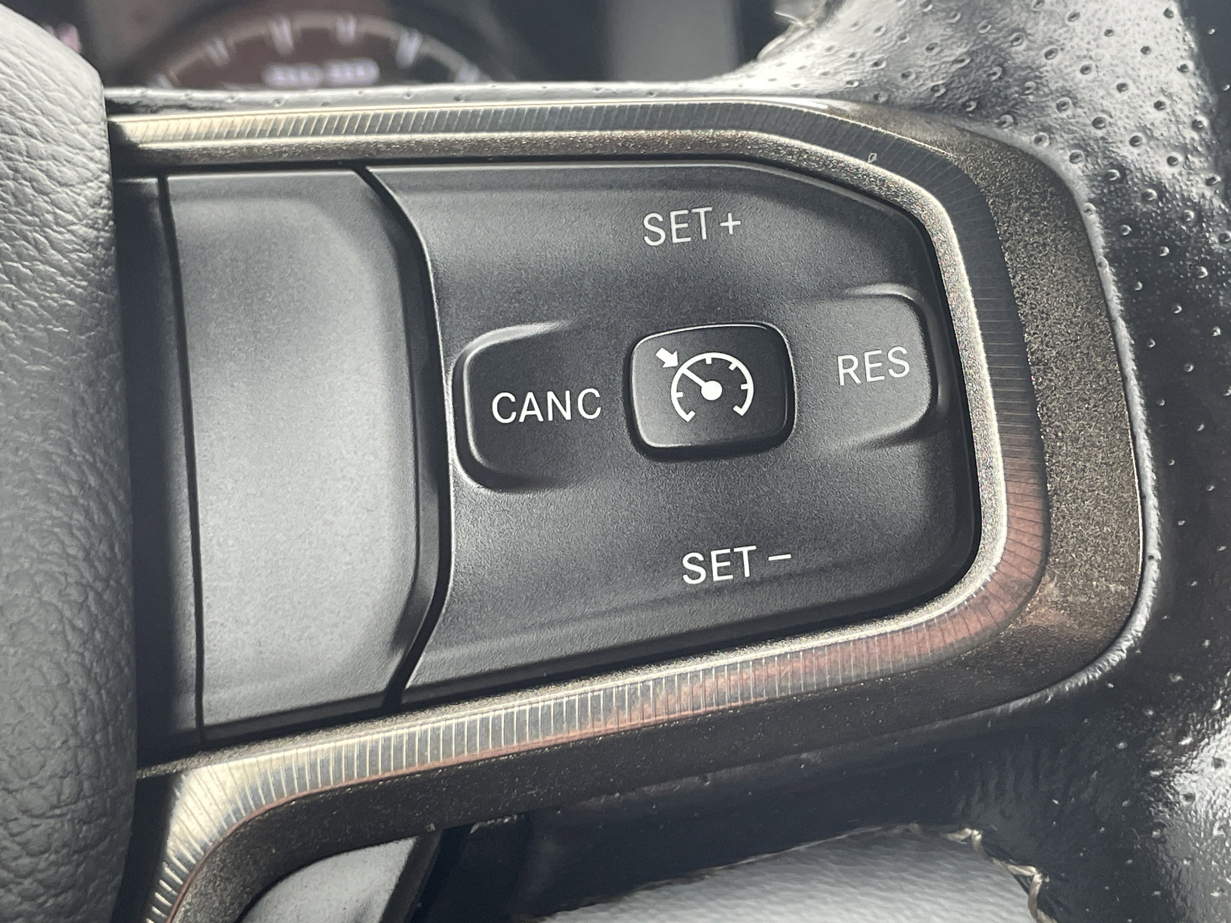 Used 2020 RAM 1500 Rebel image 21