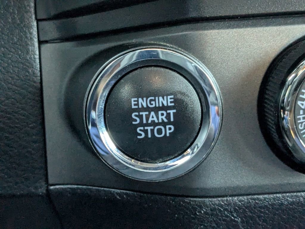 Used 2019 Toyota Tacoma TRD Sport image 28